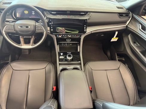 New 2026 Jeep Grand Cherokee L Limited AWD/4WD image 37
