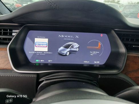 Used 2020 Tesla Model X Long Range Sport Utility 4D image 33