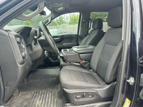 Used 2023 Chevrolet Silverado 1500 Custom AWD/4WD image 10