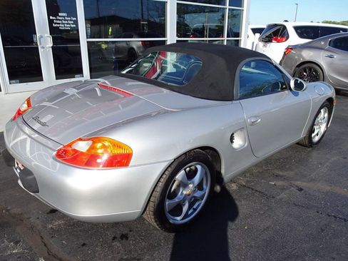 Used 2001 Porsche Boxster image 17