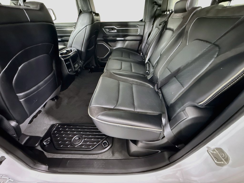 Used 2024 RAM 1500 Laramie AWD/4WD image 29