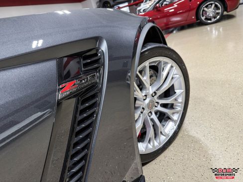 Used 2017 Chevrolet Corvette Z06 Coupe w/ 3LZ RWD image 56