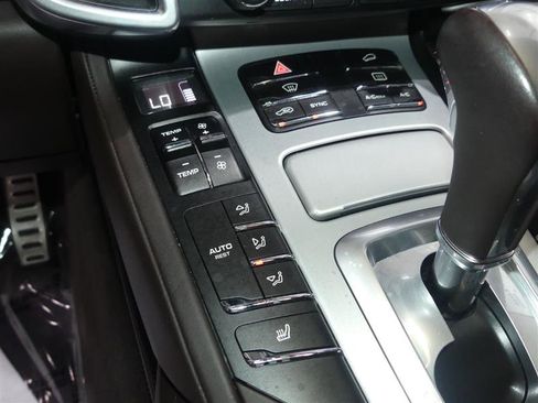 Used 2017 Porsche Cayenne GTS image 40