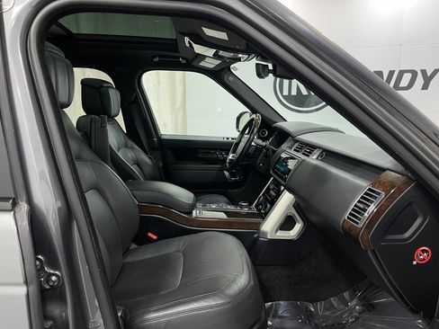 Used 2019 Land Rover Range Rover Supercharged AWD/4WD image 32