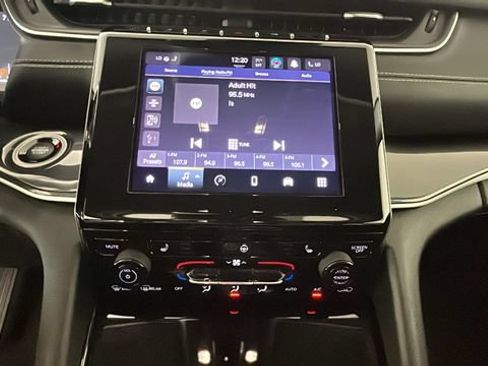 Used 2021 Jeep Grand Cherokee L Laredo w/ Luxury Tech Group I AWD/4WD image 23