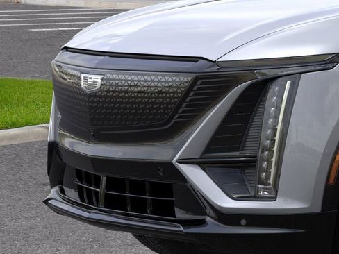 New 2026 Cadillac Lyriq Sport RWD image 13