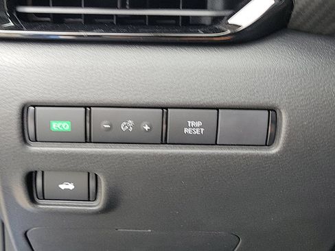 New 2025 Nissan Sentra SV image 17