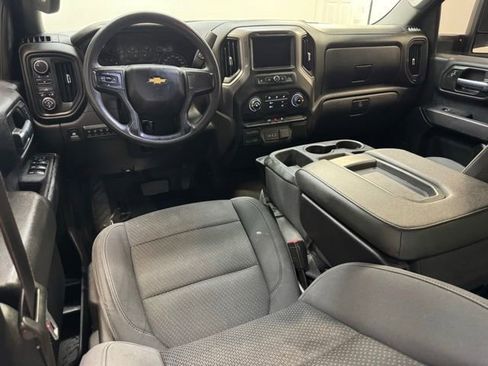 Used 2021 Chevrolet Silverado 2500 Custom w/ Custom Value Package AWD/4WD image 6