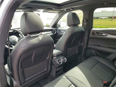New 2025 Alfa Romeo Stelvio Sprint w/ Convenience Package image 13