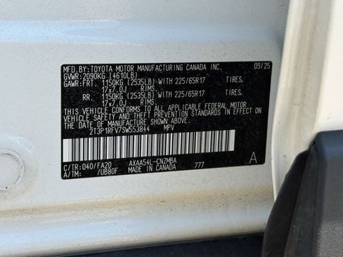 Certified 2025 Toyota RAV4 XLE AWD/4WD image 33