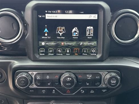 Used 2022 Jeep Wrangler Unlimited Rubicon w/ Trailer Tow Package image 19