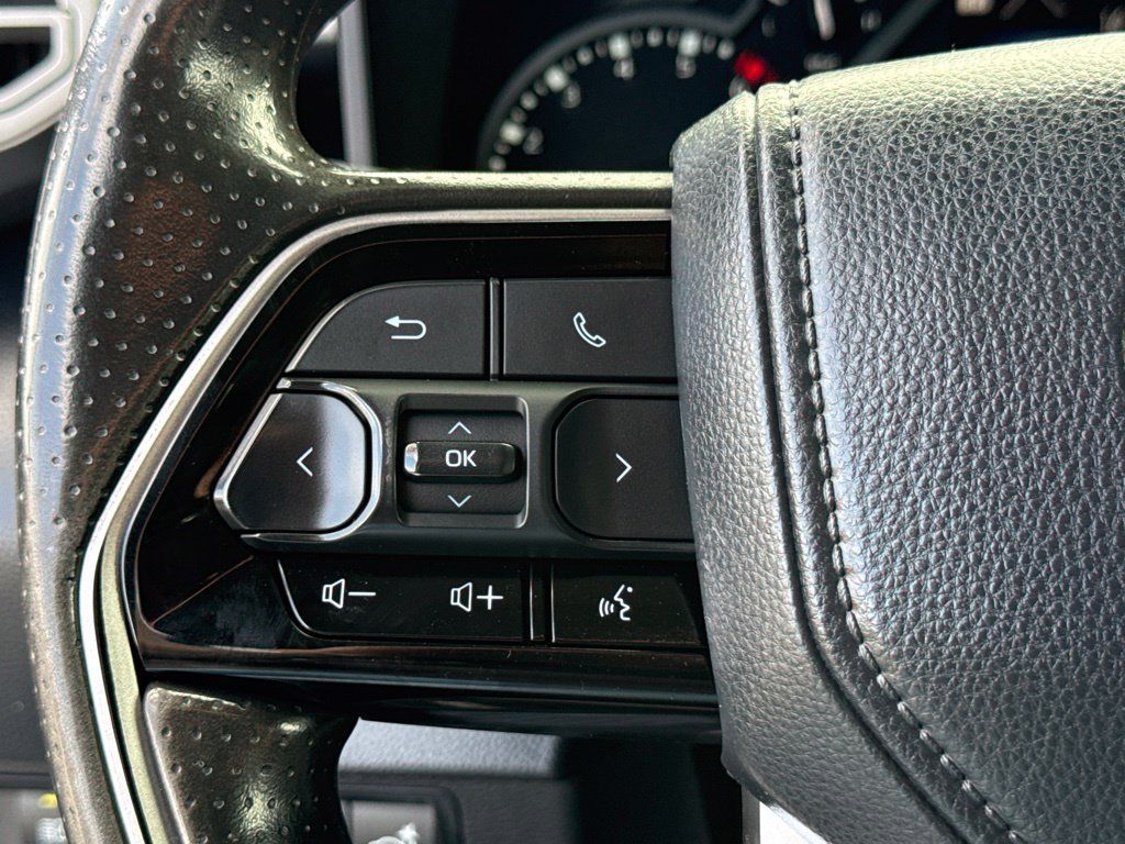 Used 2023 Toyota Tundra SR5 w/ SR5 Convenience Package AWD/4WD image 20
