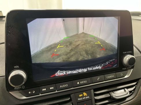 Used 2025 Nissan Altima 2.5 SV image 22