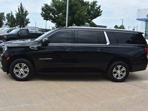 Used 2023 GMC Yukon XL SLE w/ Gmc Pro Safety Plus Package RWD image 10
