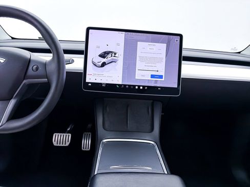 Used 2022 Tesla Model Y Performance AWD/4WD image 6