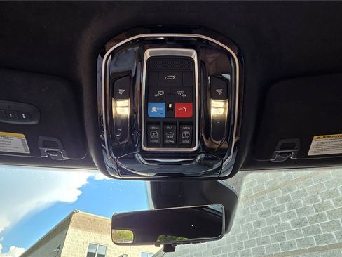Used 2022 Jeep Grand Cherokee L Summit AWD/4WD image 25