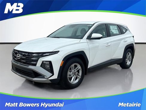 Certified 2026 Hyundai Tucson SE FWD image 1