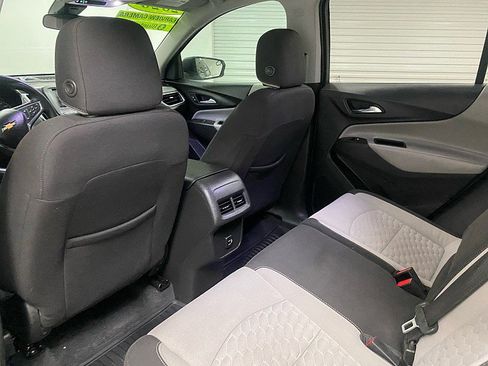Used 2020 Chevrolet Equinox LS w/ LS Convenience Package image 12