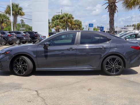 Used 2025 Toyota Camry XSE FWD image 27