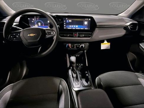 New 2026 Chevrolet TrailBlazer LS w/ LS Convenience Package AWD/4WD image 8