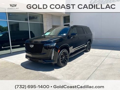 Certified 2021 Cadillac Escalade ESV Sport Platinum AWD/4WD image 1