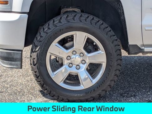 Used 2018 Chevrolet Silverado 1500 LT w/ Texas Edition image 13