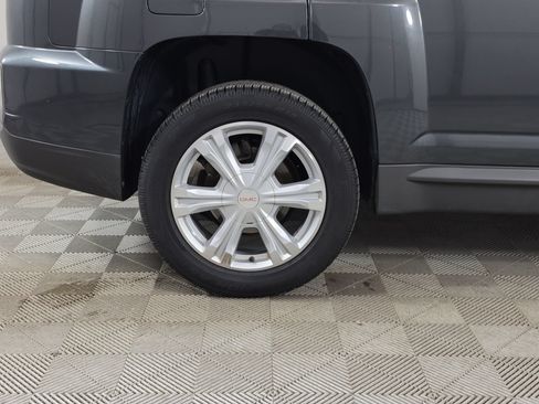 Used 2017 GMC Terrain SLE FWD image 9