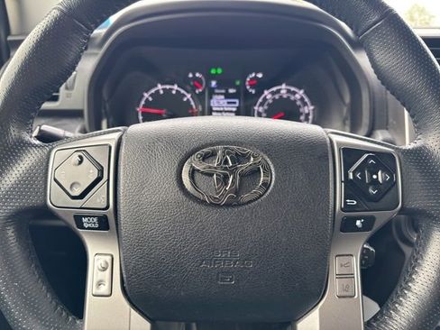 Used 2020 Toyota 4Runner SR5 image 12