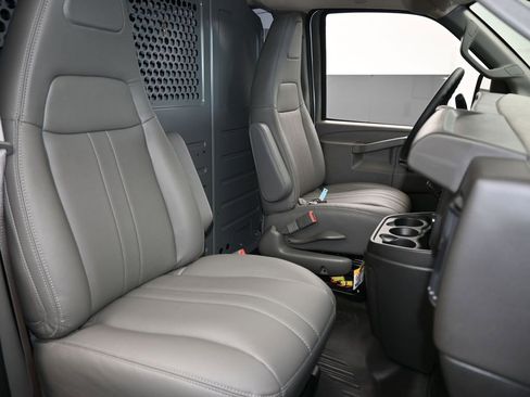 New 2025 Chevrolet Express 2500 w/ Driver Convenience Package image 41