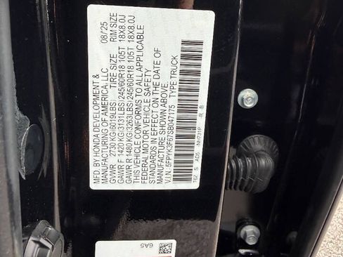 Used 2025 Honda Ridgeline TrailSport image 9
