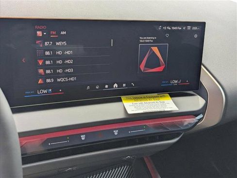 Used 2025 BMW X3 xDrive30i w/ Premium Package image 11