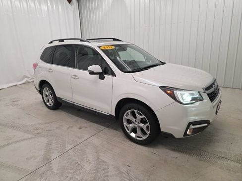 Used 2017 Subaru Forester 2.5i Touring w/ Popular Package #2 AWD/4WD image 7