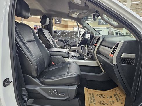 Used 2017 Ford F250 Lariat w/ Lariat Value Package image 20