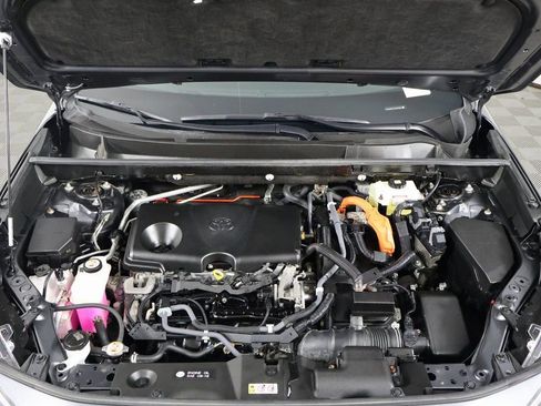 Used 2020 Toyota RAV4 Limited image 15