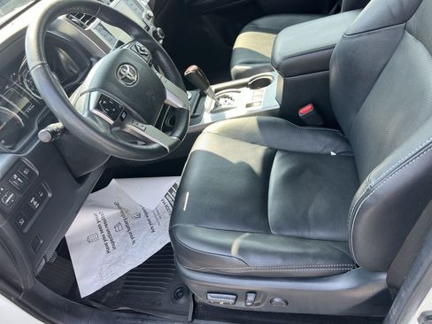 Used 2022 Toyota 4Runner Limited AWD/4WD image 16