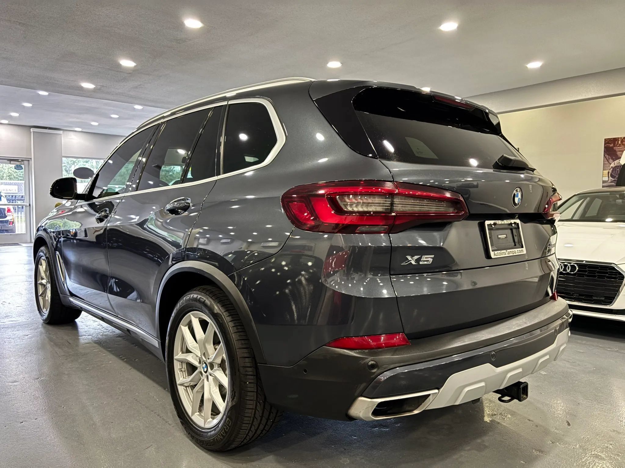 Used 2021 BMW X5 sDrive40i w/ Premium Package RWD image 5