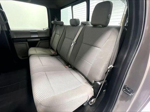 Used 2019 Ford F150 XLT w/ Equipment Group 302A Luxury image 24