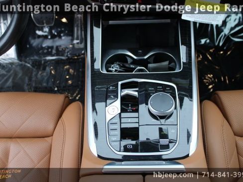 Used 2023 BMW X7 xDrive40i w/ M Sport Package image 14