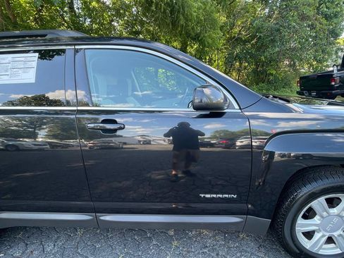 Used 2014 GMC Terrain SLT w/ Safety Package AWD/4WD image 11