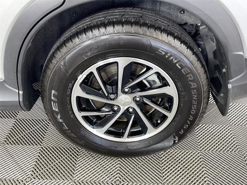 Used 2024 Mitsubishi Eclipse Cross ES image 31