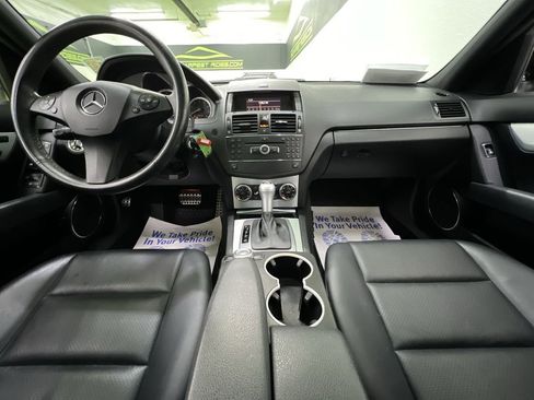 Used 2009 Mercedes-Benz C 300 Sport image 18