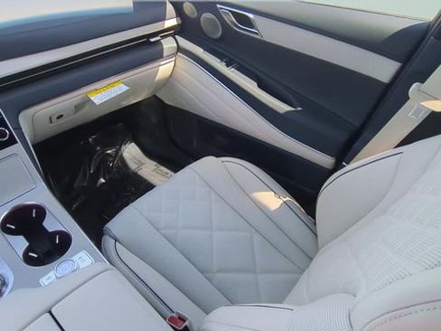 New 2026 Genesis GV80 3.5T Prestige image 12