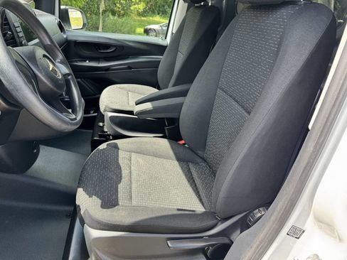 Used 2021 Mercedes-Benz Metris image 14