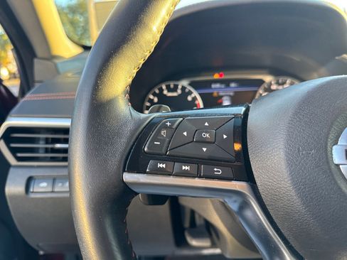 Certified 2020 Nissan Altima 2.5 SR w/ Premium Package image 14