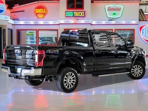 Used 2021 Ford F250 Lariat w/ Lariat Value Package image 3