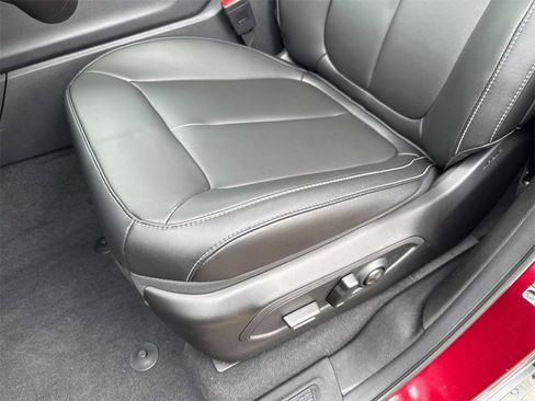 New 2025 Jeep Grand Cherokee Limited w/ Black Appearance Package image 15