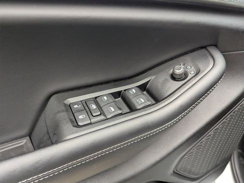 New 2025 Jeep Grand Cherokee L Altitude image 15