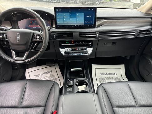 New 2026 Lincoln Corsair Reserve FWD image 30