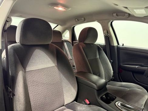 Used 2016 Chevrolet Impala LT image 22