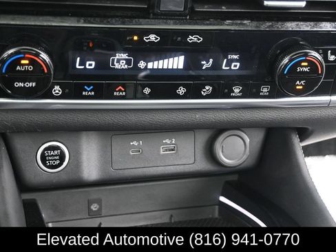 Used 2023 Nissan Rogue Platinum w/ Platinum Premium Package AWD/4WD image 12